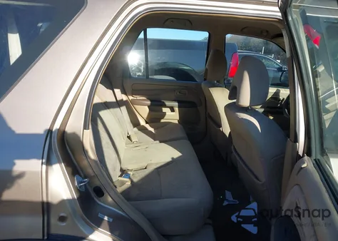 2005 Honda Cr-V Lx z USA, uszkodzony, nr VIN SHSRD78515U345995